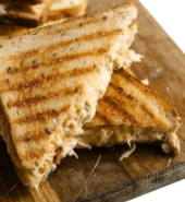 Toasted Brown Bread Sandwich With Double Sliced Grilled Chicken (TC)